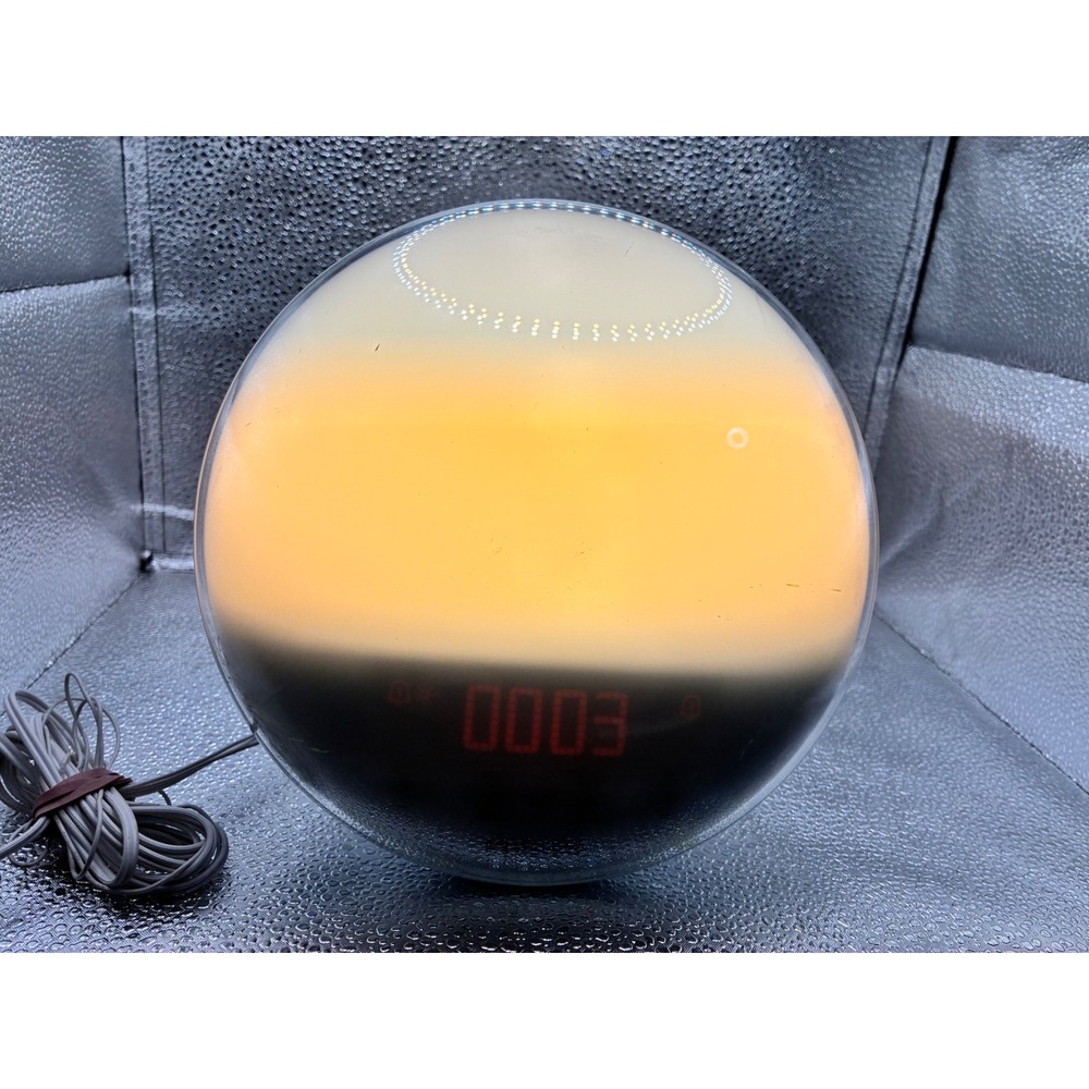 Philips HF3520 Wake-Up Light Sunrise Simulation Alarm Clock with FM Radio White